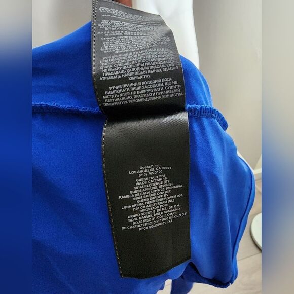 Guess - Picture 8 of 9